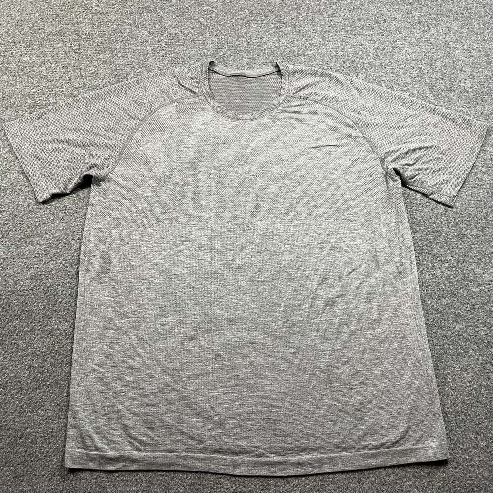 Lululemon T-Shirt Mens XXL Gray Tee Breathable Athleisure Short Sleeve Shirt